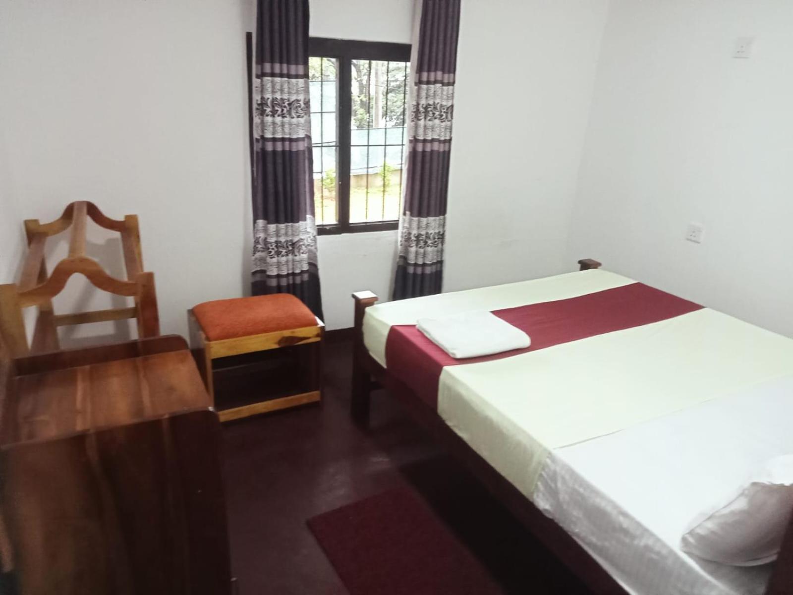 Lake Classical Guest House 캔디 외부 사진